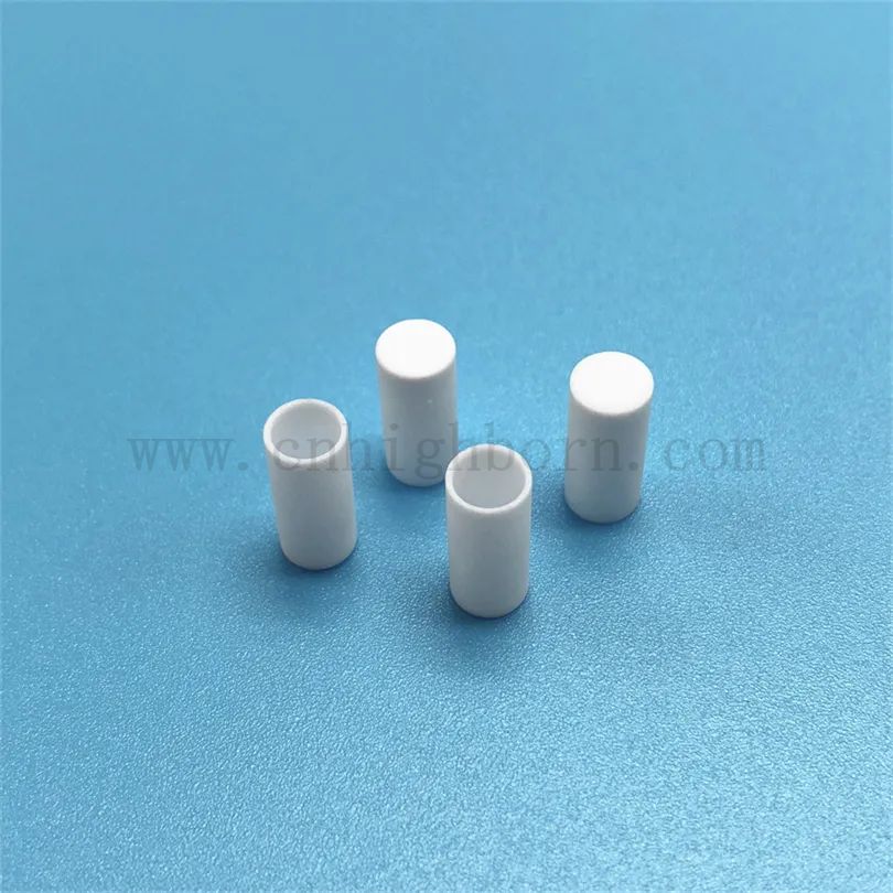 Laboratoire Haute pureté AL2O3 Alumine Céramique cylindrique Pot Porcelaine Analyse thermique Crictible