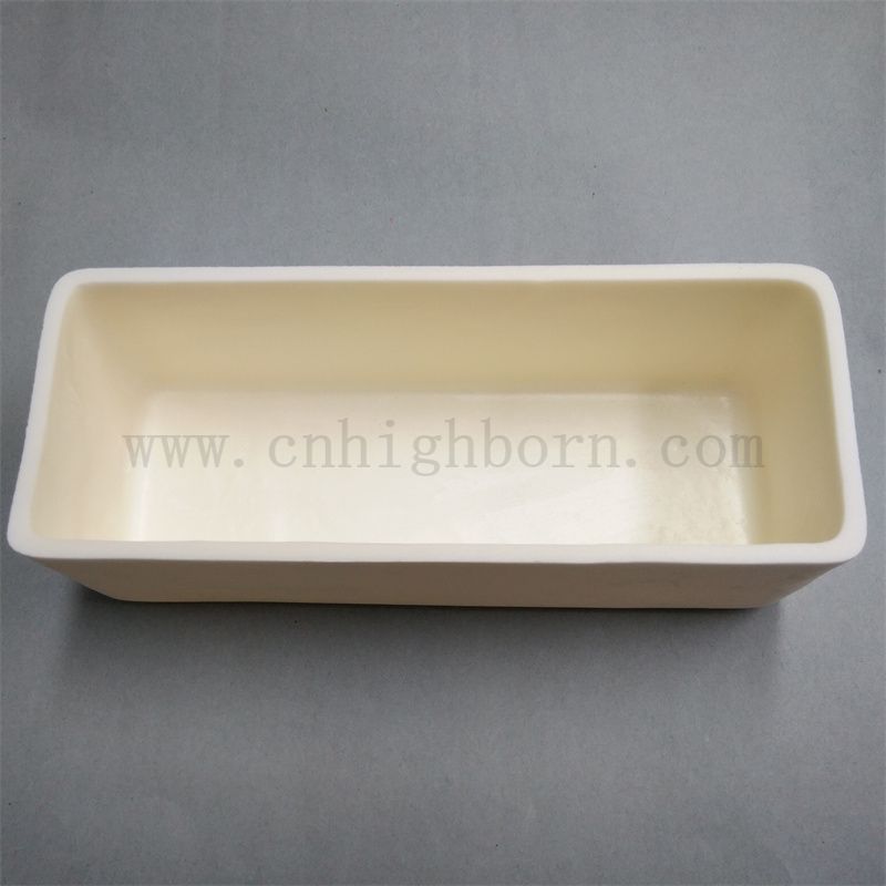 Résistant à haute température AL2O3 Céramique Boat de combustion Boat d'alumine Porcelaine Merdeuse Crucible