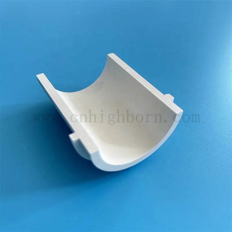 Isolant nitrure de bore partie irrégulière conductivité thermique élevée bn en céramique demi-tube / tuyau