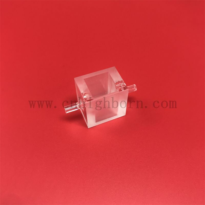 Cellule &agrave; circulation pour analyseur biochimique