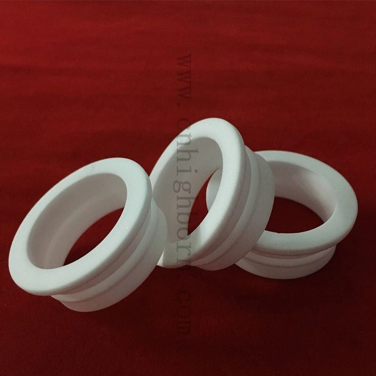 Résistance à l'usure de la bague d'alumine personnalisée Sleeve en céramique AL2O3