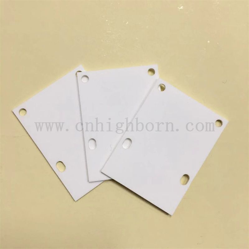 Personnage à 95% 96% AL2O3