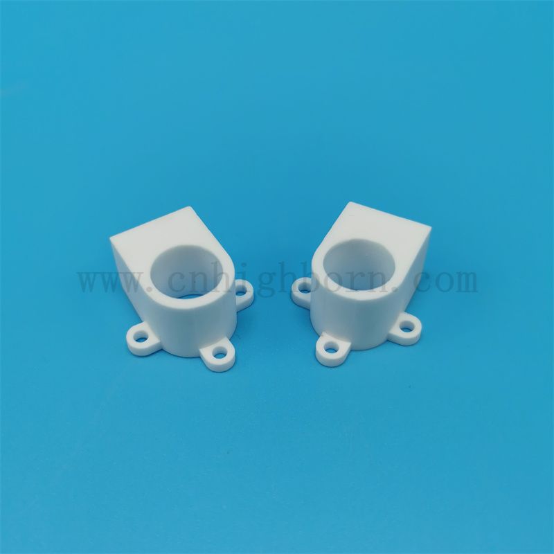 Isolation en céramique en alumine personnalisée Part en céramique AL2O3