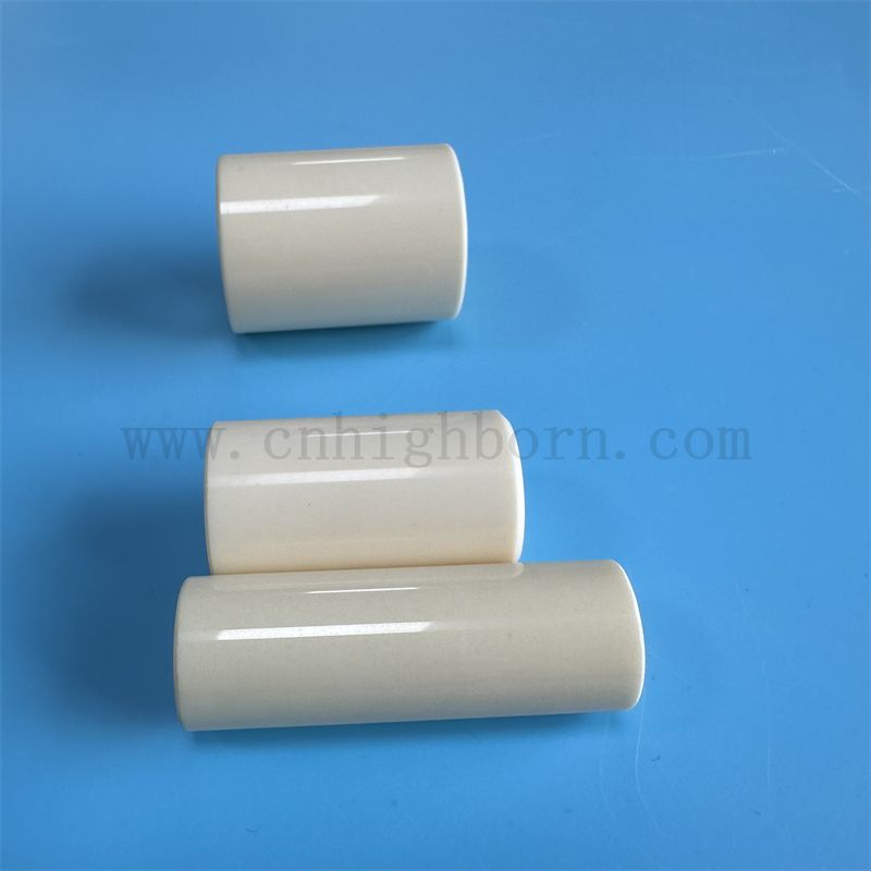 Polie à 99% de tube d'alumine en alumine