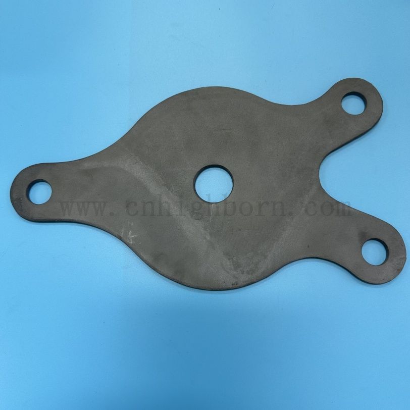 Plaque de réglage de meubles de four en forme de poisson en céramique de carbure de silicium SiC résistant à l'usure et aux chocs thermiques pour la cuisson de plaques/bols en céramique