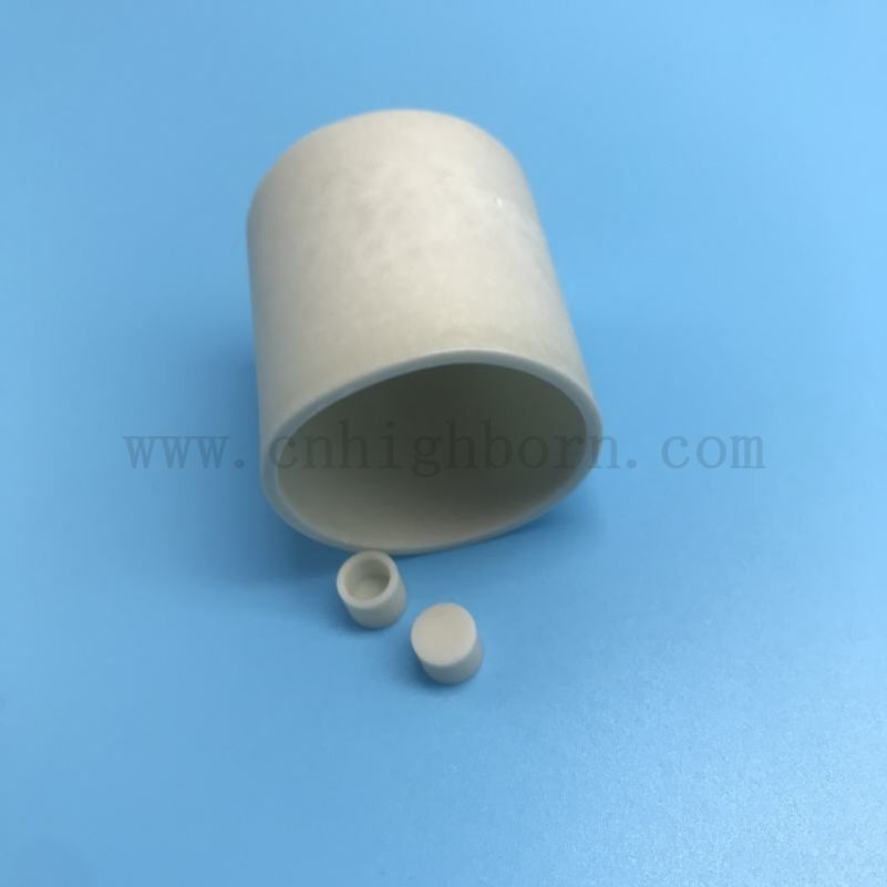 Pot de fusion en céramique d'AlN de creuset en céramique de nitrure d'aluminium de conductivité thermique élevée