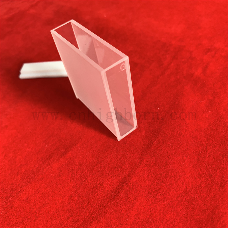 Cellule en verre standard avec spectrophotomètre à couvercle Cuvette en verre en quartz pour le laboratoire
