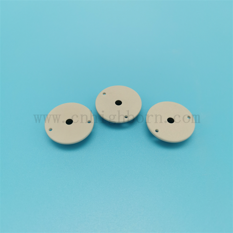 Usinage de précision ALN ​​RING Aluminium Nitrure Céramique Isulatrice 