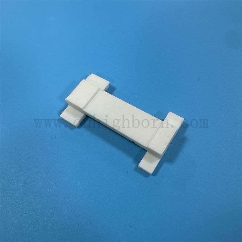 Machines personnalisées Génie de broyage Zirconia Zro2 Guide de céramique Pièces de rechange