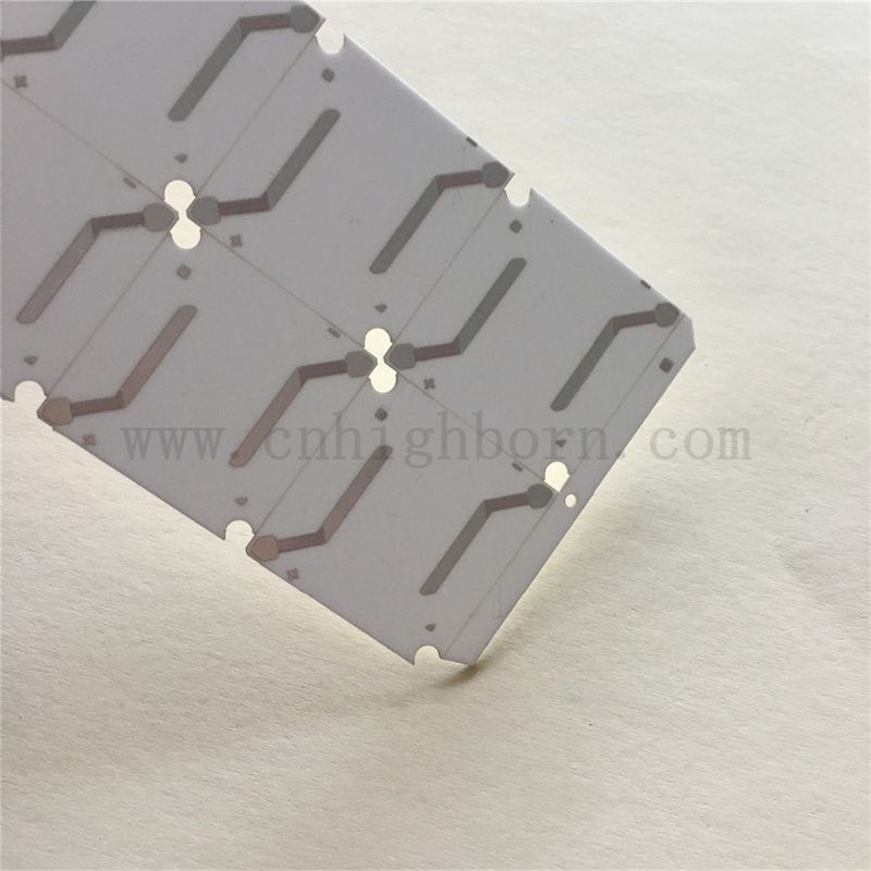 Circuit de circuit imprimé en céramique électronique personnalisé avec substrat de nitrure d'aluminium