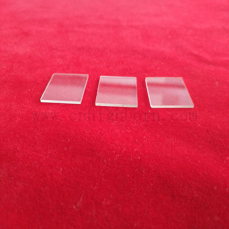  Feuille de verre à quartz de silice transparente à transmittance élevée pour instruments optiques