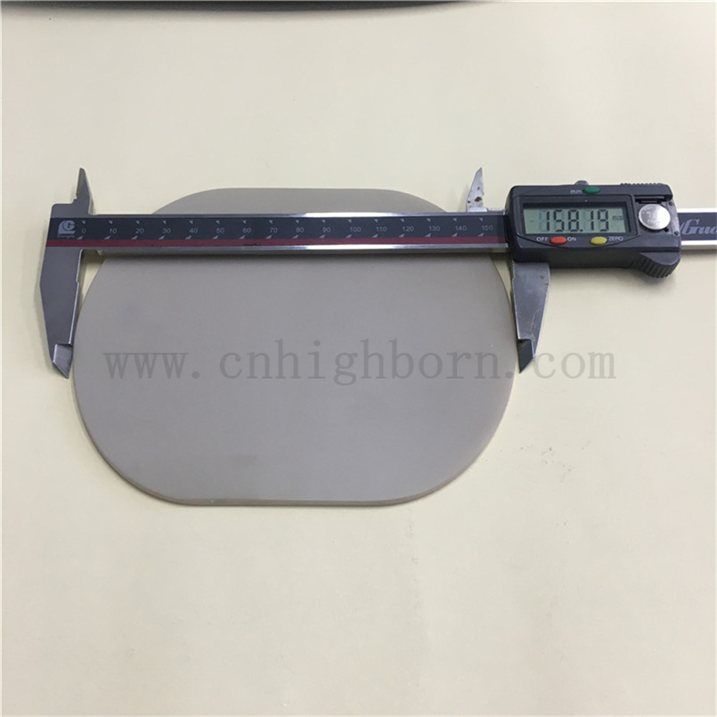 Forme personnalisée Nitride ovale Nitrure ALN Isolateur en céramique
