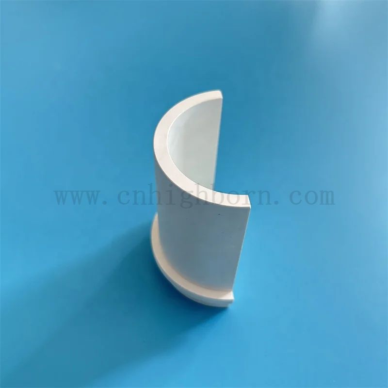 Isolant nitrure de bore partie irrégulière conductivité thermique élevée bn en céramique demi-tube / tuyau
