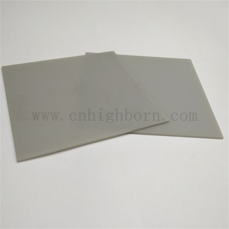 Plaque de nitrure d'aluminium à conductivité thermique à haute conductivité thermique à thermosphone personnalisée