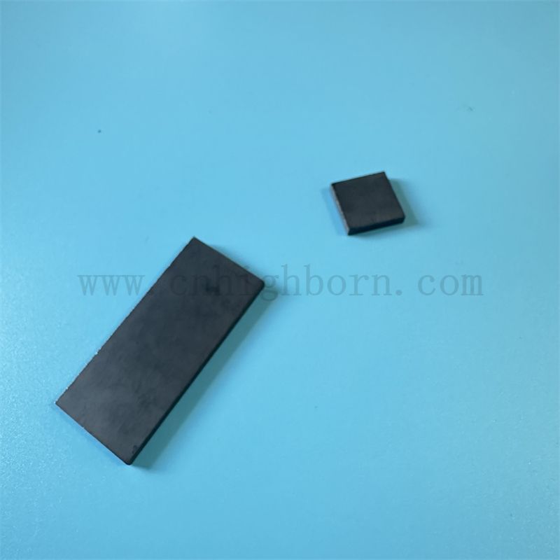 Planche de carbure de bore à haute dureté personnalisée B4C Plate de protection en céramique
