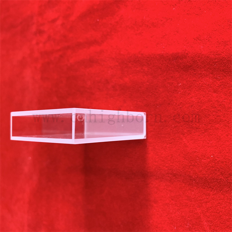 Cellule en verre standard avec spectrophotomètre à couvercle Cuvette en verre en quartz pour le laboratoire