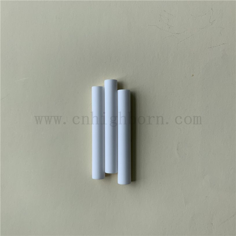 Température à haute température 95% 99% AL2O3 Part en céramique Tube en céramique en alumine