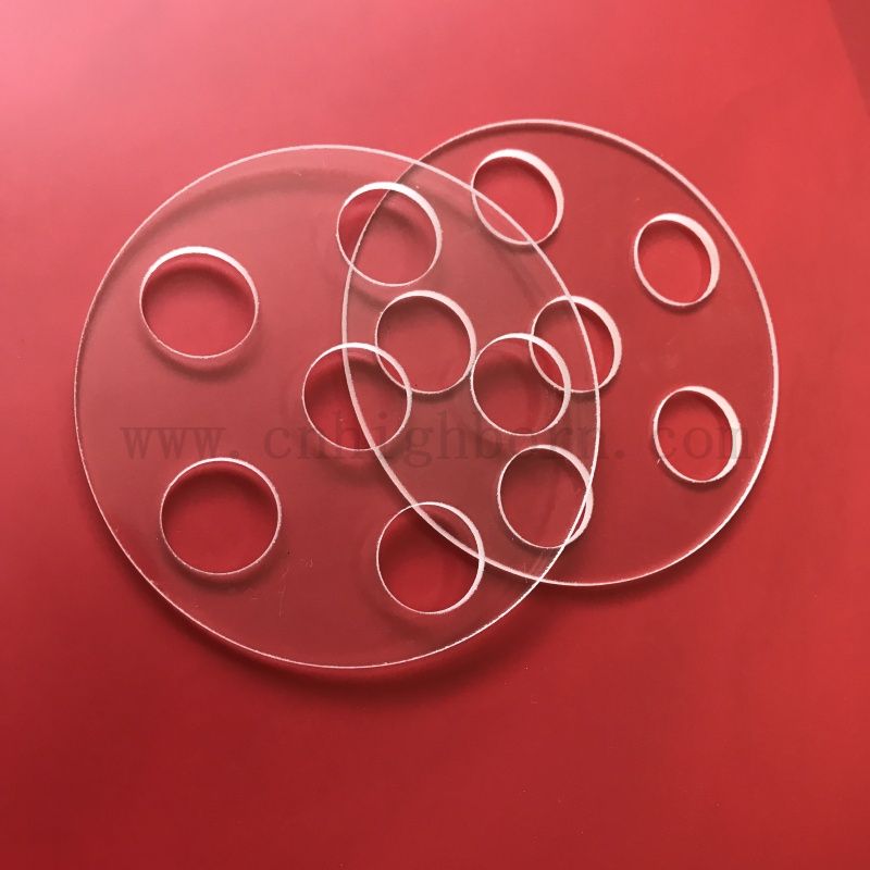 Disque de quartz à plaque en verre de silice transparente de silice transparente personnalisée avec trous