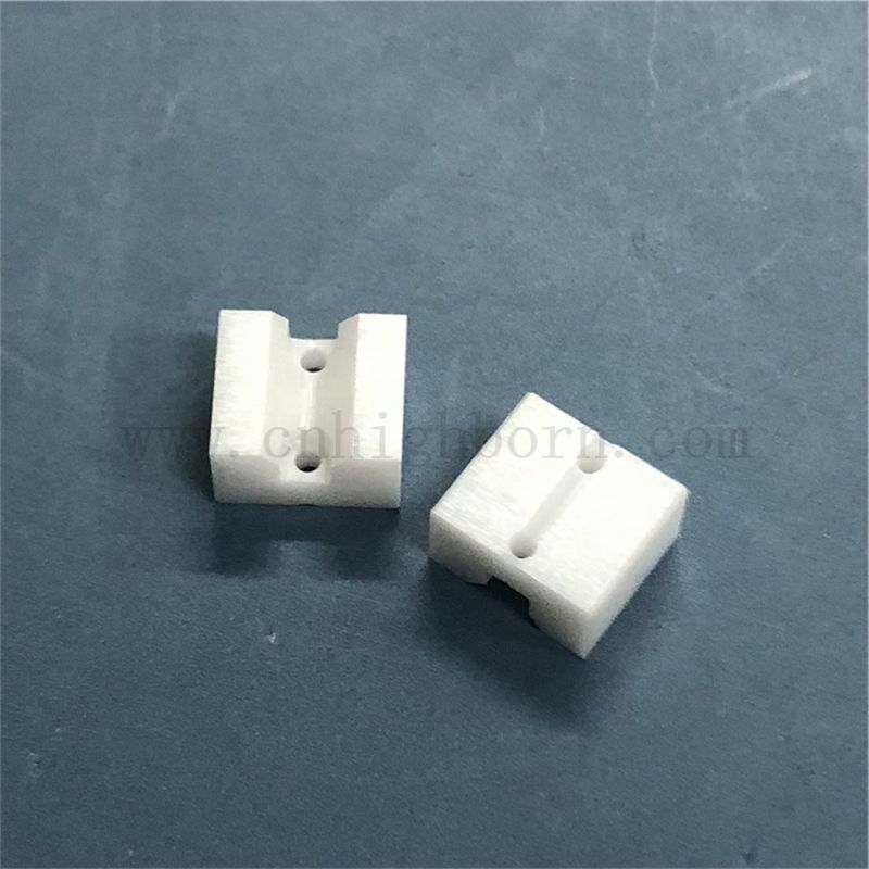 Pièces ZRO2 personnalisées Zirconia en céramique usinée avec rainure