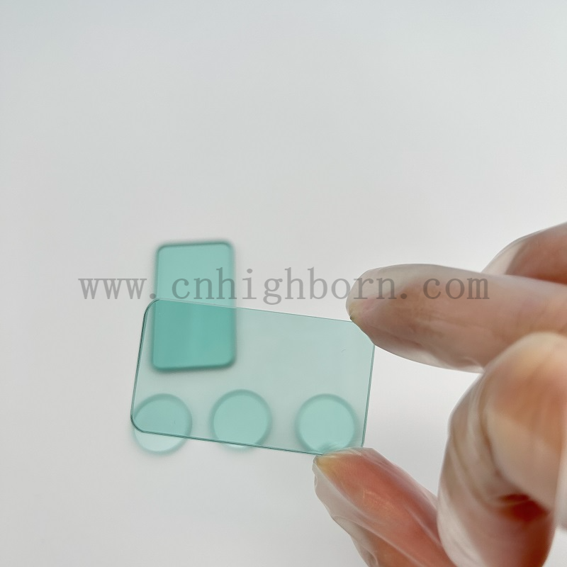 Filtre en verre absorbant la chaleur 