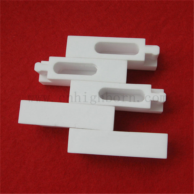 pi&egrave;ce en alumine