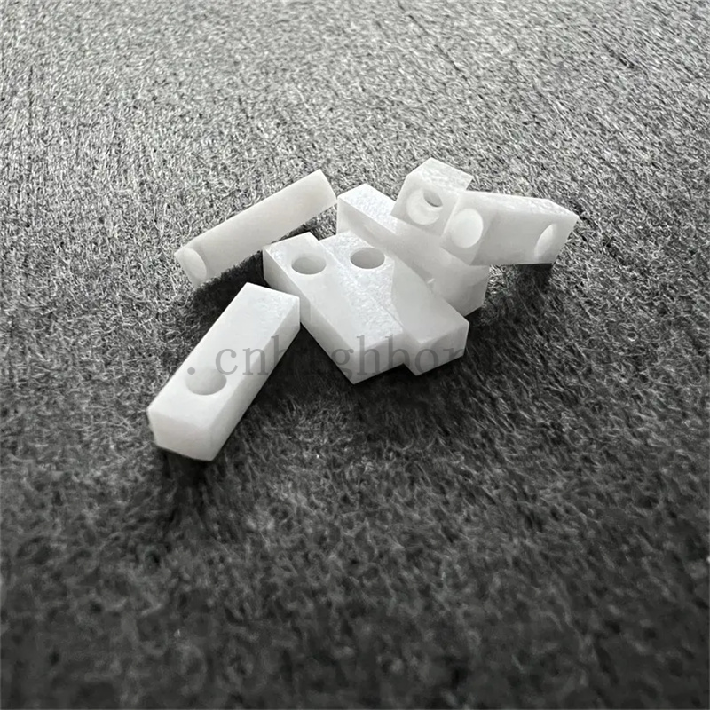 pi&egrave;ces en c&eacute;ramique de zircone01