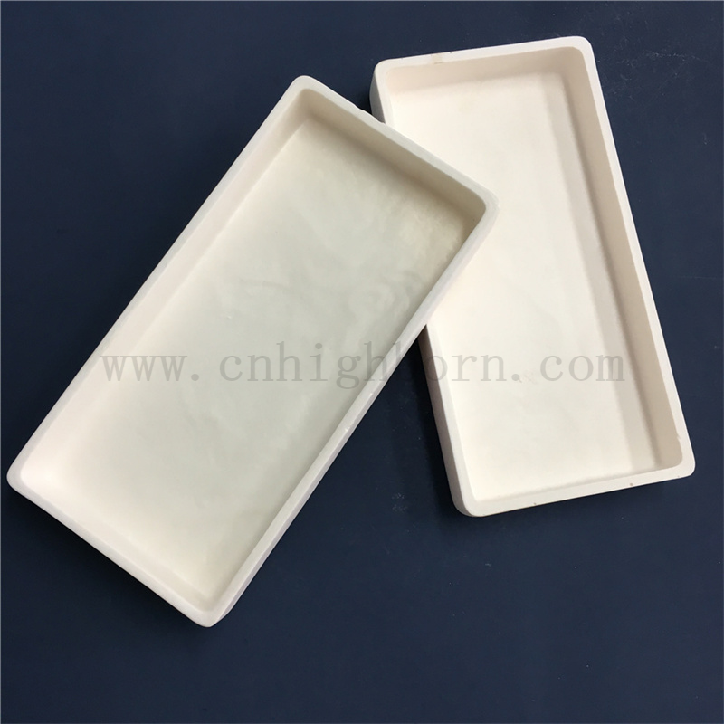 Alumine Molten Metal Sagger personnalisé 99 AL2O3 Plateau rectangulaire en céramique