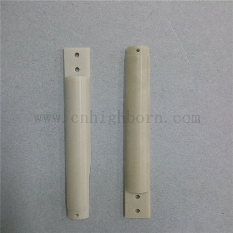 Dispositif laser personnalisé 170W / MK Pièces d'isolation en céramique en aluminium en aluminium