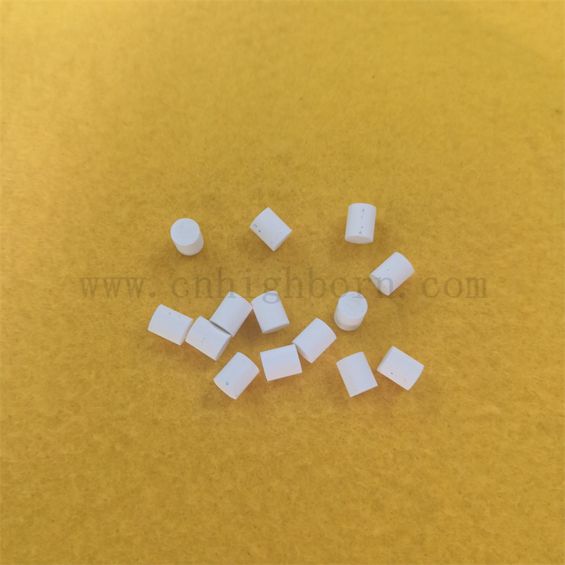 Infiltration de tige de céramique microporeuse à haute température