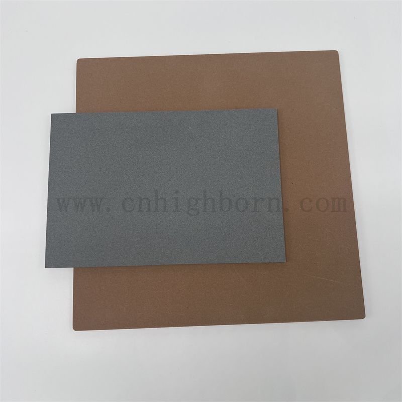 Alumine noire noire poreuse Adsorption électrostatique Adsorption AL2O3 Diffuseur en céramique