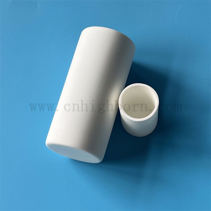 Réfractoire à oxyde de magnésium Cucible Cerrate en céramique en métal fondu personnalisé MGO MGO