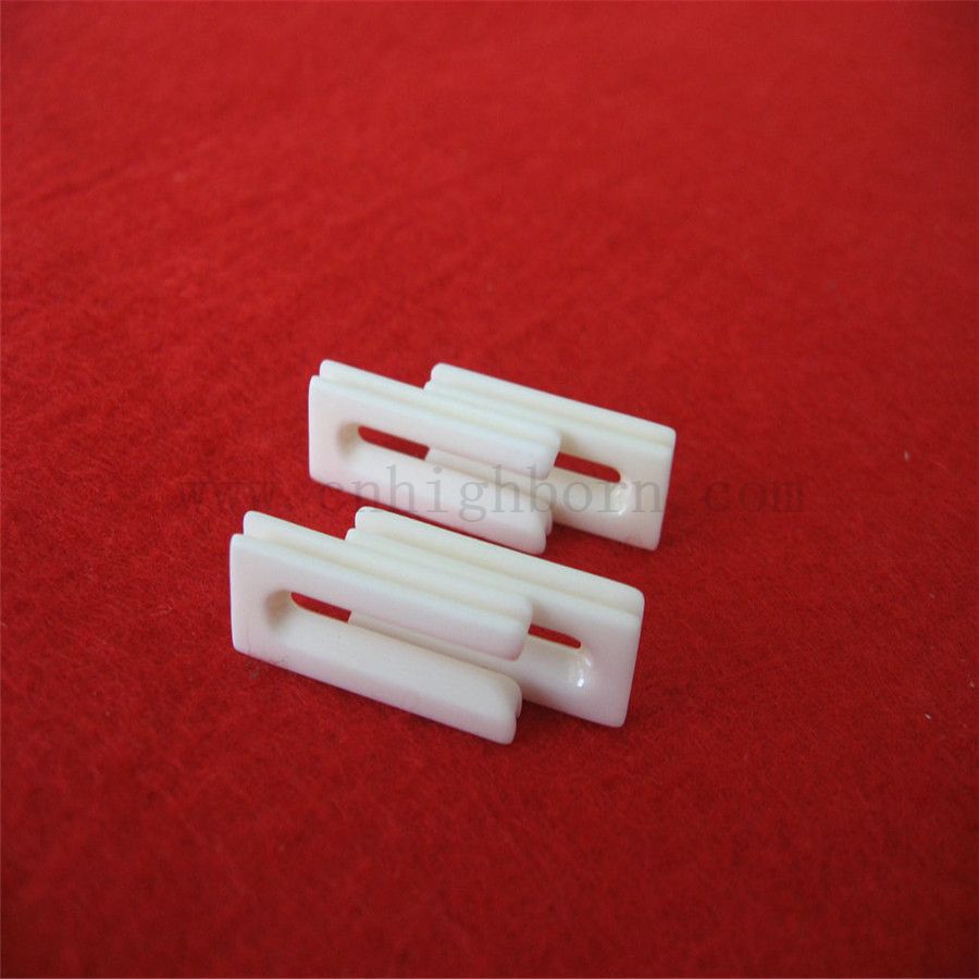 Custom 99% AL2O3 Alumina Ceramic Slit Guide pour les machines textiles