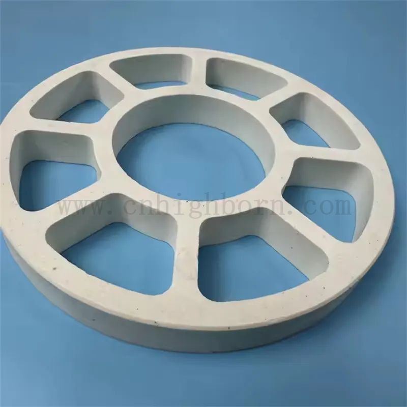 Pièces de corderite blanche réfractaires anneau en céramique pour four