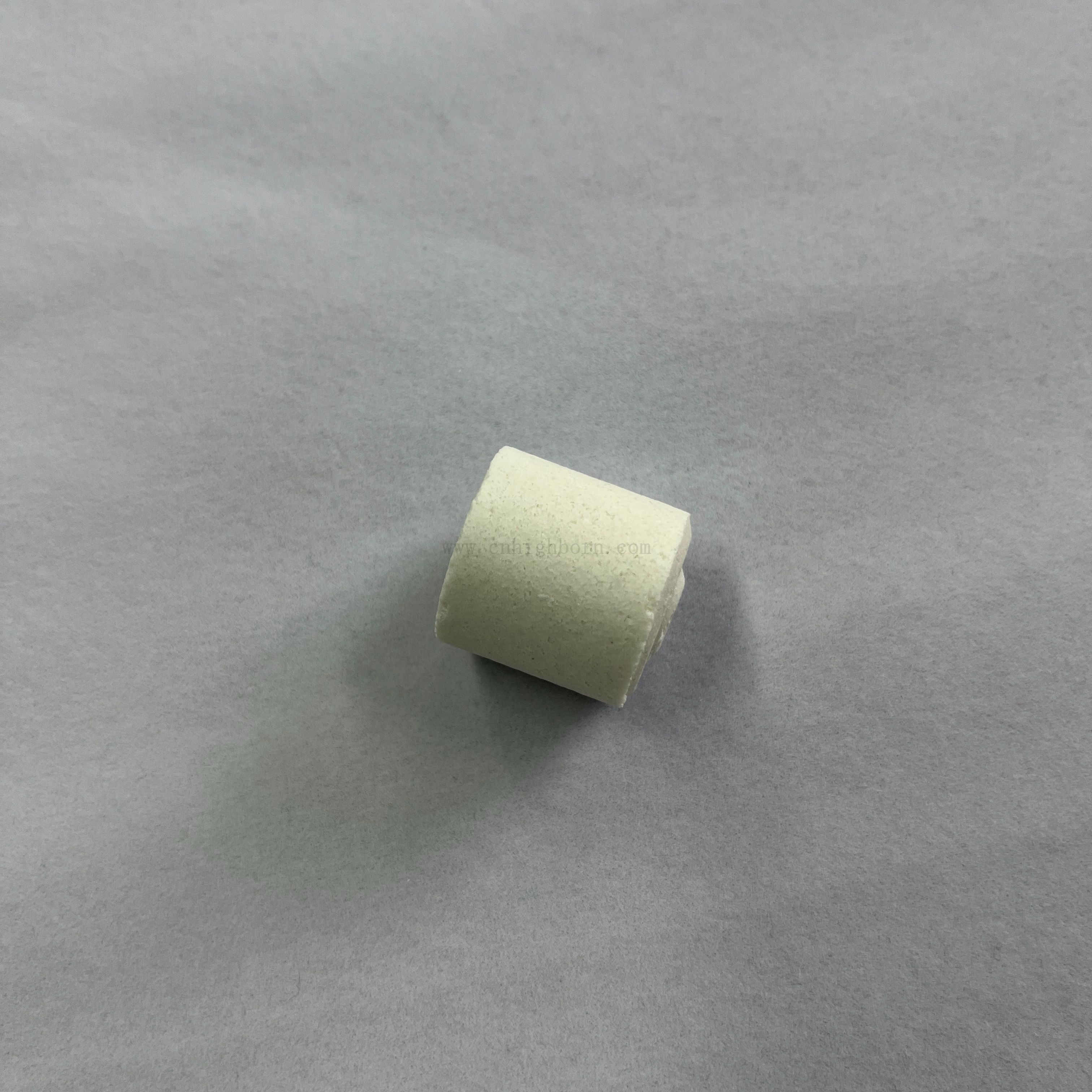 Creuset en porcelaine pour analyseur de soufre et de carbone