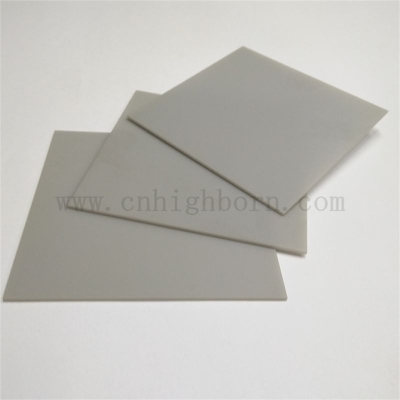 Plaque de nitrure d'aluminium à conductivité thermique à haute conductivité thermique à thermosphone personnalisée