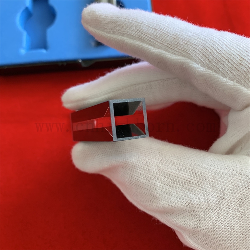 Glasse de laboratoire 1 ml de quartz cellule micro-cuvette avec cuvette en verre de quartz mural noir avec couvercle