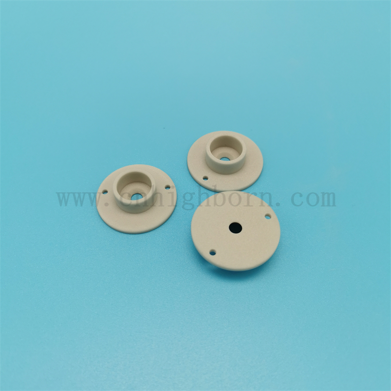 Usinage de précision ALN ​​RING Aluminium Nitrure Céramique Isulatrice 