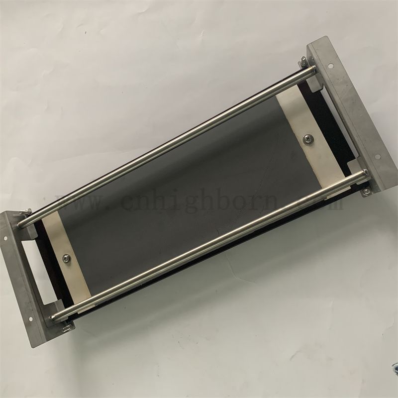 Assiette de verre en c&eacute;ramique