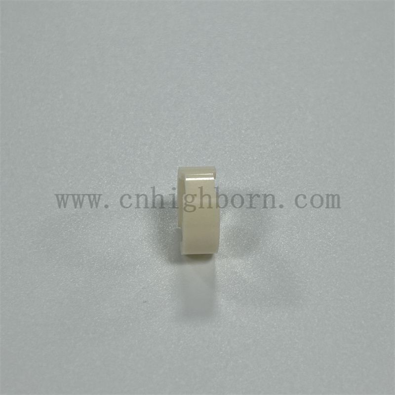 partie &eacute;lev&eacute;e en alumine