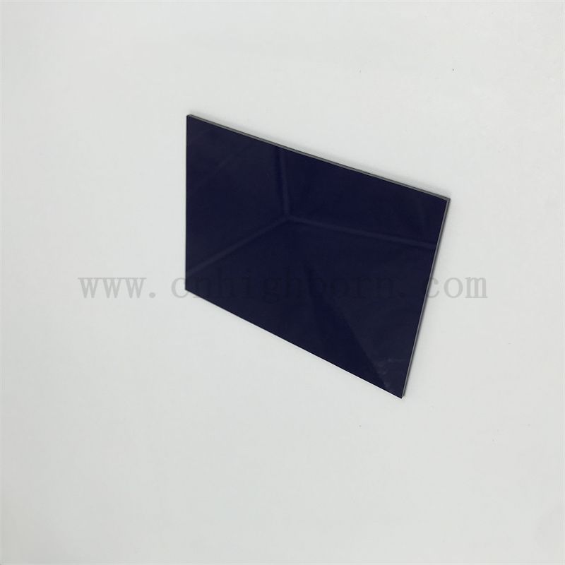 Plaque de passe en verre de filtre optique personnalisée pour équipement médical et de beauté