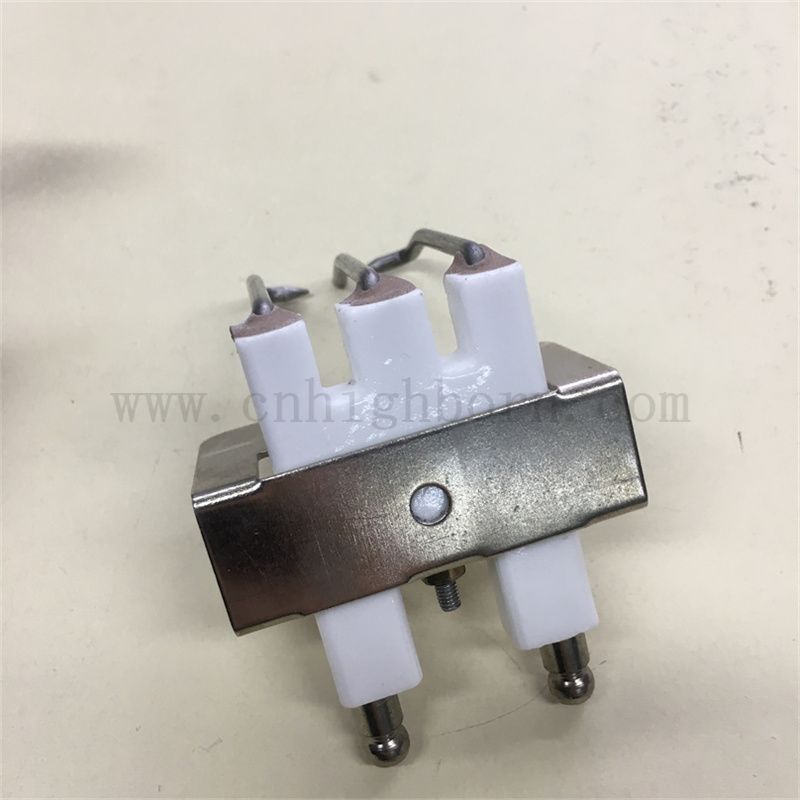 En stock al2o3 alumine en céramique coulant chauffe