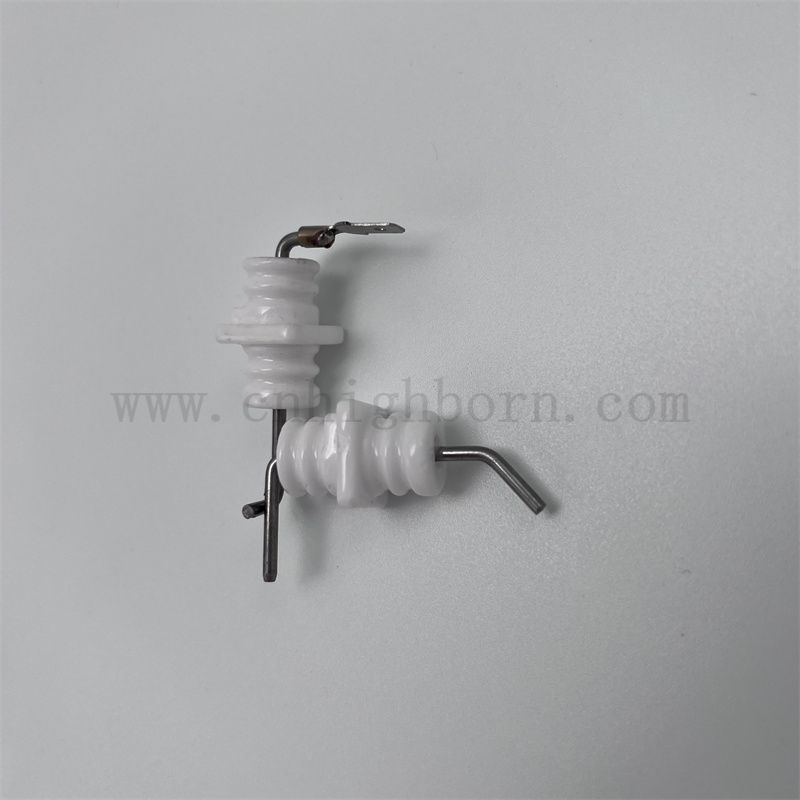 Électrode d'allumage en céramique AL2O3 AL2O3 personnalisée pour cuisinière à gaz