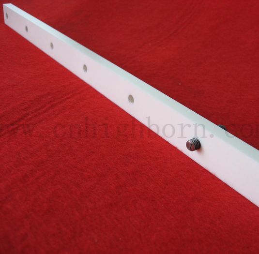 Zircone à haute usure Zirconi ZRO2 Guide de rail du plomb rainuré en céramique Guide linéaire