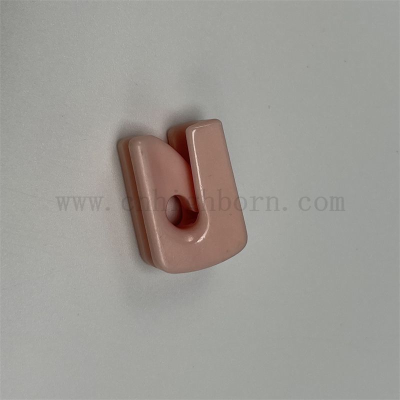 Résistance à l'usure personnalisée Alumine Céramique précision ACCESSOIRES AL2O3 Pièces pour machines textiles 