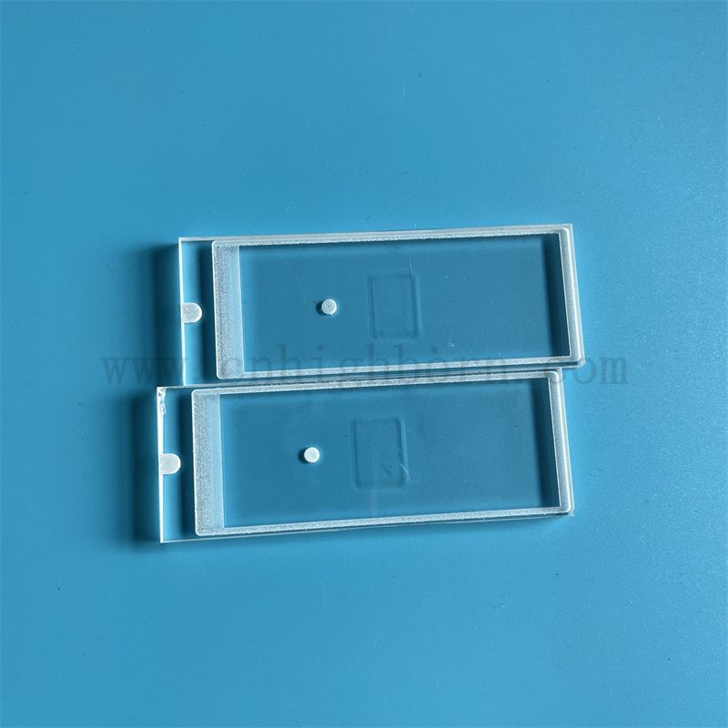 Panneau en verre de quartz transparent rectangulaire de traitement en profondeur avec alésage laser