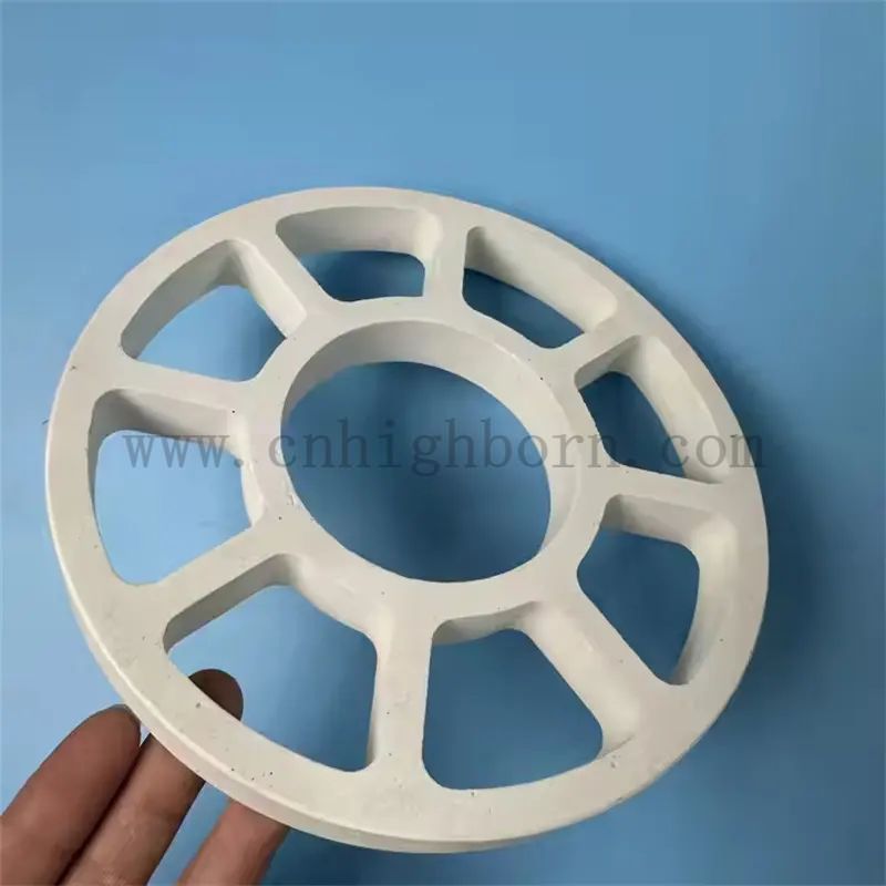 pi&egrave;ce r&eacute;fractaire en cordi&eacute;rite