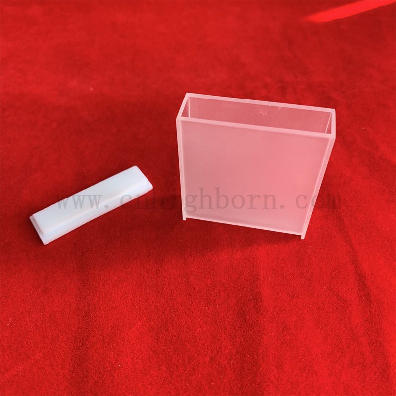 r&eacute;cipient en verre de quartz