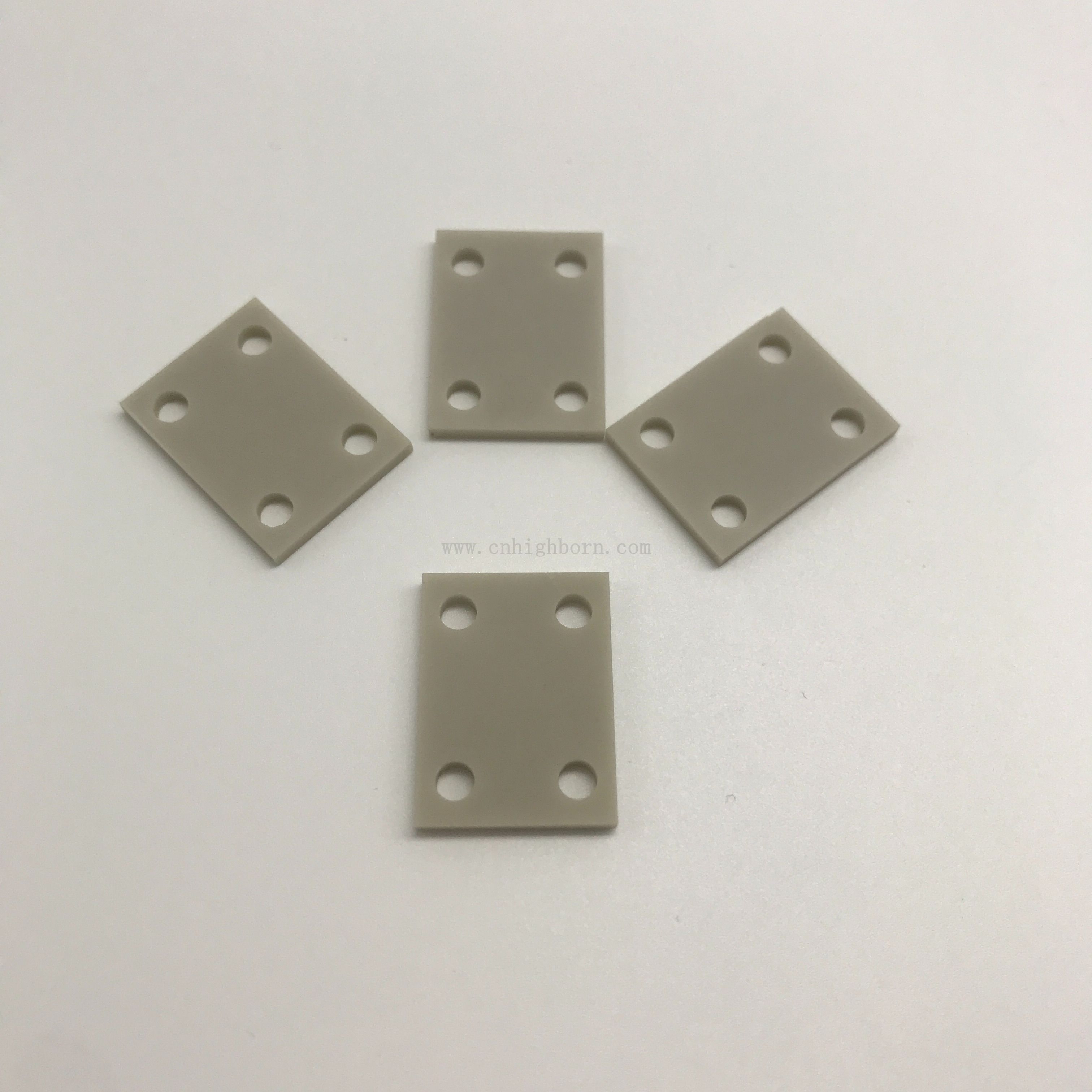 Cale en céramique élevée de panneau de plat de feuille d'AlN de nitrure d'aluminium de conductivité thermique