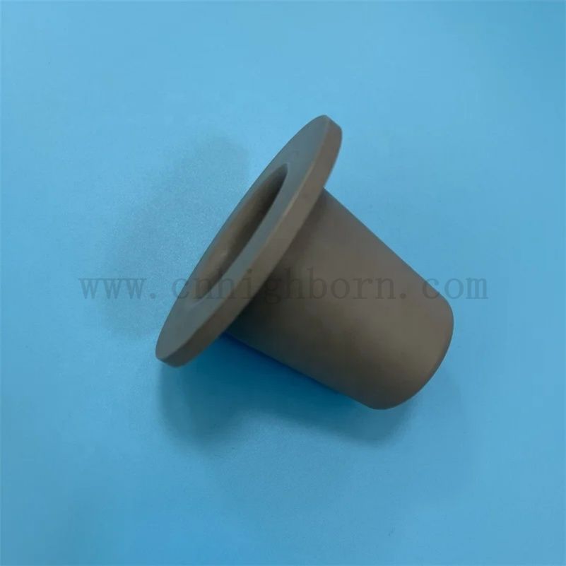 Tuyau de douille irrégulier personnalisé en carbure de silicium avec pièce/tube en céramique SiC fritté par réaction de bride