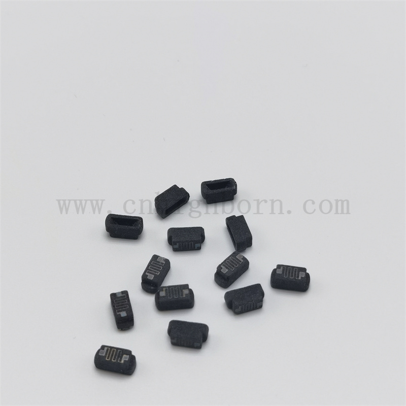 Cigarettes électroniques écologiques à la vente à chaud